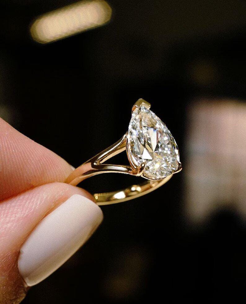 2.71 Ct Pear Cut Moissanite Engagement Ring, Pear Cut Ring, Moissanite Engagement Ring, Pear Engagement Ring - AuraJewelsCA