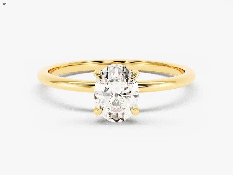 1 CT - 1.5 CT - 2 CT Oval Cut Moissanite Engagement Ring / 14k Solid Gold Engagement Ring / 4-Prong Solitaire Oval Moissanite Ring - AuraJewelsCA