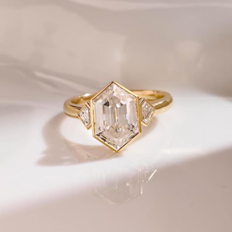 Solid Gold Hexagon Cut Moissanite Engagement Ring Bezel Ring, Three Stone Ring, Hexagon Engagement Ring, Proposal Ring, Gifts for Women Wife
